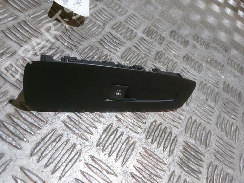 Used Right front window switch RENAULT MEGANE IV Hatchback (B9A/M/N_) 1.5 Blue dCi 115 (B9A6) (116 hp) 23810790