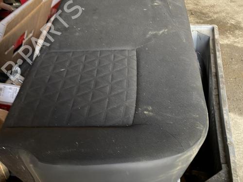 Asientos traseiros DACIA DUSTER (HS_) 1.5 dCi 4x4 (109 hp) 32425443