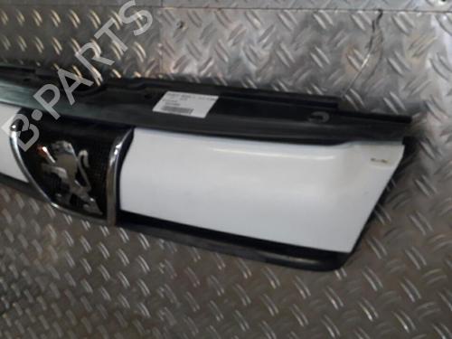 Used Grille PEUGEOT BOXER Van (244) 2.2 HDi (101 hp) 21506782
