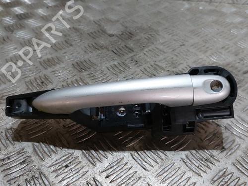 Used Front left exterior door handle RENAULT KANGOO / GRAND KANGOO II (KW0/1_) 1.5 dCi 90 (KW05, KW08, KW0G, KW11) (90 hp) 21505733