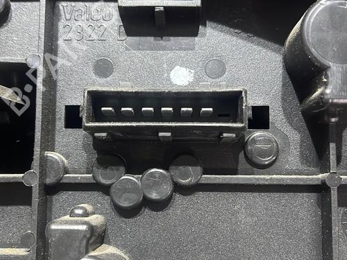Used Right taillight PEUGEOT 306 (7B, N3, N5) 2.0 HDI 90 (90 hp) 21511583