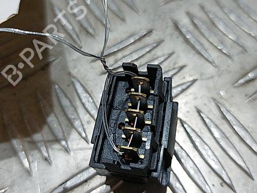 Used Right front window switch Right front window switch PEUGEOT PARTNER MPV (5_, G_) 2.0 HDI (90 hp) 21513168 21513168