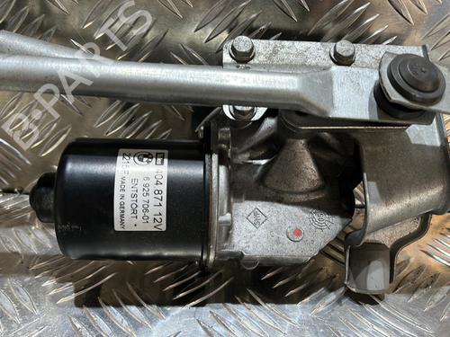Used Front wiper motor BMW 1 (E87) 120 d (163 hp) 21511762