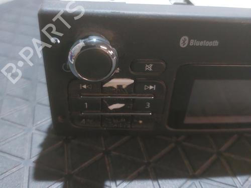 Radio RENAULT TWINGO II (CN0_) 1.2 16V (CN04, CN0B) | BP24504651E6 - Image 2