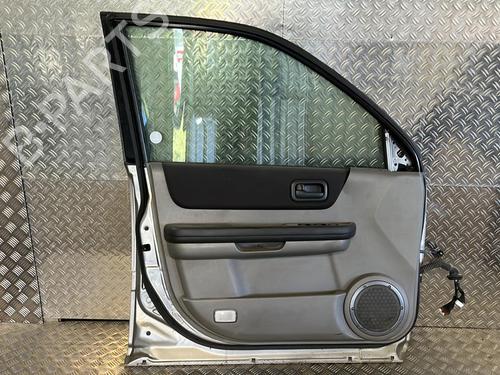 Left front door NISSAN X-TRAIL I (T30) 2.2 dCi 4x4 | BP21502945C2 