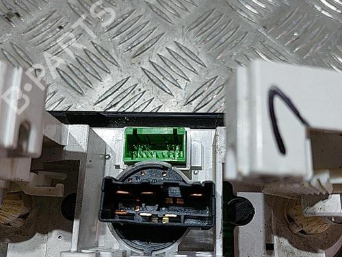 Used Climate control Climate control SUZUKI SX4 (EY, GY) 1.6 DDIS (RW416D) (90 hp) 21509257 21509257