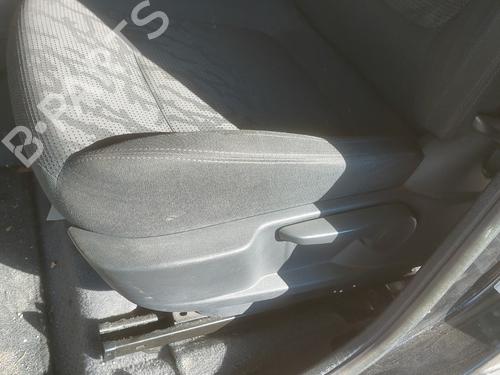 Left front seat PEUGEOT 3008 I MPV (0U_) 1.6 HDi | BP22617545C15 
