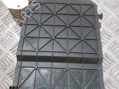 Used Fuse box Fuse box PEUGEOT 206 Hatchback (2A/C) 1.4 HDi eco 70 (68 hp) 24452834 24452834