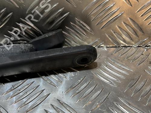 Used Front windshield wiper arm RENAULT KANGOO (KC0/1_) D 65 1.9 (KC0E, KC02, KC0J, KC0N) (64 hp) 21515291