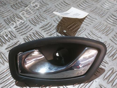 Used Rear left interior door handle RENAULT MEGANE III Grandtour (KZ0/1) 1.5 dCi (KZ1M, KZ1W, KZ0R) (106 hp) 21826708