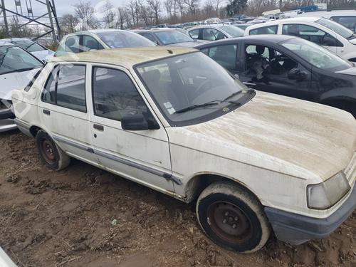 Used Parts PEUGEOT 309 II (3C, 3A)  1.9 Diesel  4335175