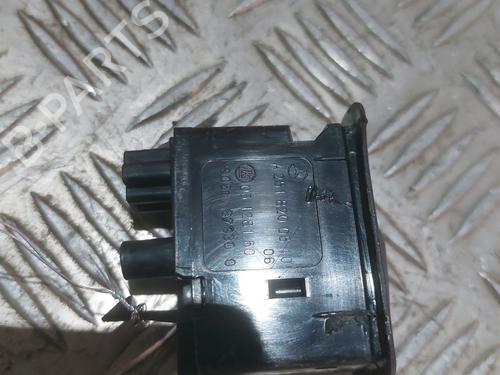 Used Right front window switch Right front window switch MERCEDES-BENZ B-CLASS Sports Tourer (W245) B 200 CDI (245.208) (140 hp) 22703136 22703136