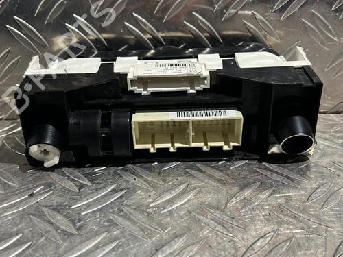 Used Climate control VW POLO (9N_, 9A_) 1.4 TDI (80 hp) 21507317