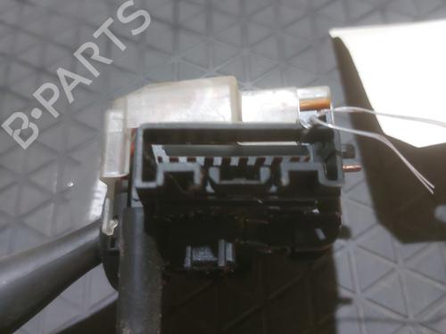Steering column stalk TOYOTA RAV 4 II (_A2_) 2.0 D 4WD (CLA20_, CLA21_, CLA20R, CLA21R) | BP27568555I23 