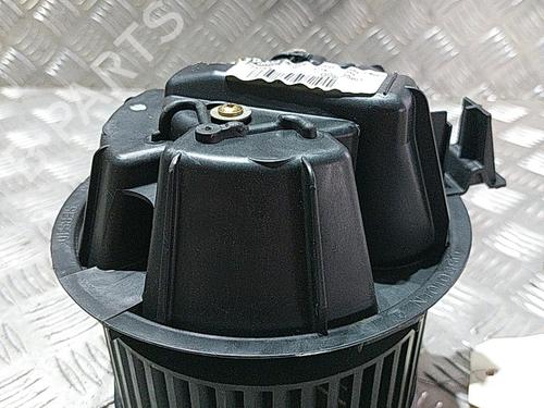 Used Heater blower motor Heater blower motor RENAULT MODUS / GRAND MODUS (F/JP0_) 1.6 (JP03, JP0B, JP0U, JP0Y, JP1G) (112 hp) 21514628 21514628