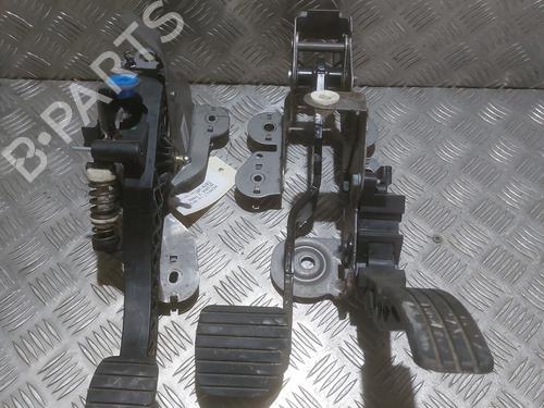 Used Pedal RENAULT MEGANE III Coupe (DZ0/1_) 1.9 dCi (DZ0N, DZ0J, DZ1J, DZ1K) (131 hp) 25922089