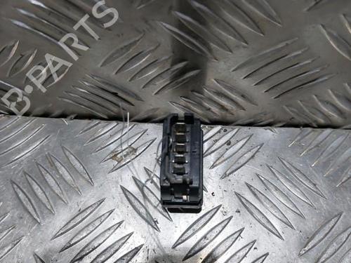 Used Left front window switch Left front window switch CITROËN XSARA PICASSO (N68) 1.8 16V (115 hp) 21512882 21512882