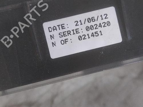 Used Instrument cluster Instrument cluster 30084409 30084409