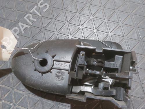 Used Rear left interior door handle Rear left interior door handle TOYOTA YARIS (_P9_) 1.4 D-4D (NLP90_, NLP90R) (90 hp) 27248766 27248766