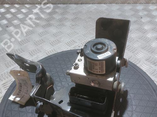 Used ABS pump PEUGEOT 207 (WA_, WC_) 1.6 HDi (90 hp) 26400231