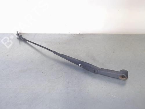 Used Front windshield wiper arm CITROËN C4 Picasso I MPV (UD_) 1.6 HDi (109 hp) 29413200
