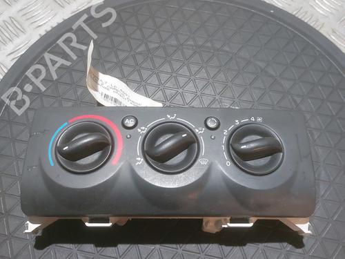 climate-control-renault-clio-ii-bb_-cb_-1998-1999-2000-2001-2002-2003-2004-2005-2006-2007-2008-2009-2010-2011-2012-2013-2014-2015-2016-25482489 main image