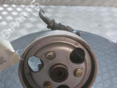 Used Steering pump RENAULT LAGUNA I (B56_, 556_) 1.6 16V (B568, B561) (107 hp) 26580158