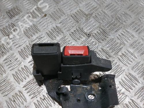 Used Seat buckle RENAULT CLIO III (BR0/1, CR0/1) 1.5 dCi (C/BR0G, C/BR1G) (68 hp) 21505095