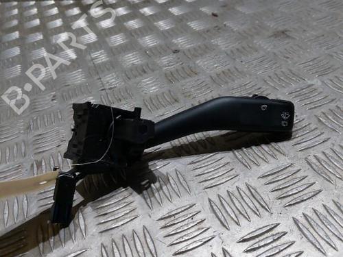 Used Steering column stalk SEAT LEON (1P1) 1.9 TDI (105 hp) 21512239
