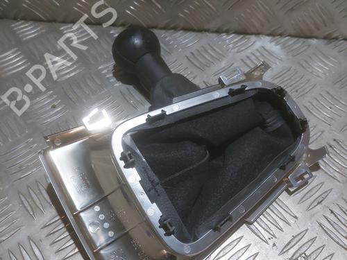 Used Shift knob Shift knob CITROËN C3 II (SC_) 1.2 THP 110 (110 hp) 27988830 27988830