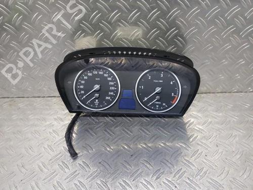 Used Instrument cluster BMW 5 (E60) 525 d (197 hp) 21512755