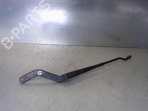 Vindspejlsviskerarm PEUGEOT 106 I (1A, 1C) 1.0 (50 hp) 31036408