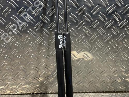 Used Tailgate lift support PEUGEOT 3008 I MPV (0U_) 1.6 HDi (109 hp) 21507544