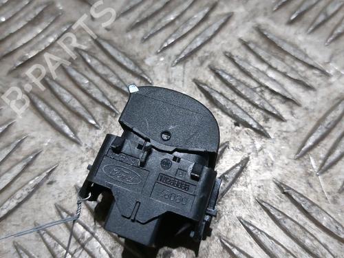 Used Right rear window switch FORD FOCUS III 1.6 TDCi ECOnetic (105 hp) 21509580