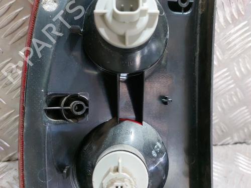 Right taillight LAND ROVER FREELANDER I (L314) 2.0 Td4 4x4 | BP21507861C35 