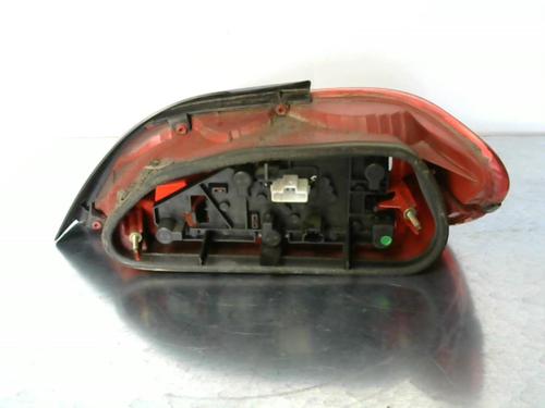 Used Left taillight Left taillight PEUGEOT 406 (8B) 2.0 HDi 110 (107 hp) 30336485 30336485