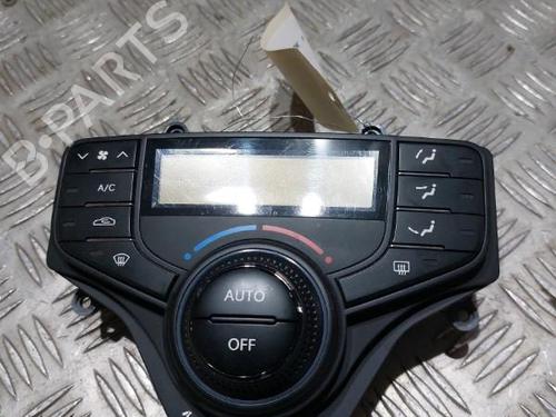 Used Climate control HYUNDAI i30 Estate (FD) 1.6 CRDi (116 hp) 21503463