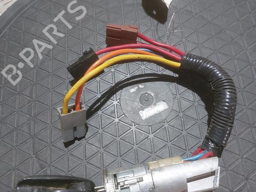 Used Ignition barrel PEUGEOT EXPERT (224_) 2.0 HDI 16V (109 hp) 26743102