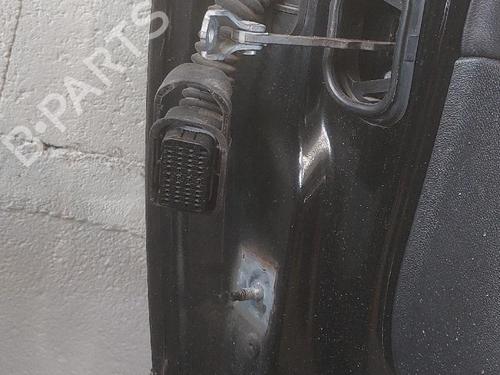 right-front-door-renault-megane-iii-hatchback-bz01_-b3_-2008-35956342 main image