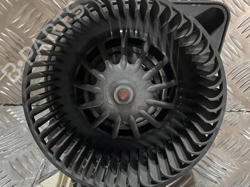 Used Heater blower motor Heater blower motor RENAULT TRAFIC II Van (FL) 2.0 dCi 115 (FL01, FL0U, FL00, FL0H, FL0M) (114 hp) 21507097 21507097