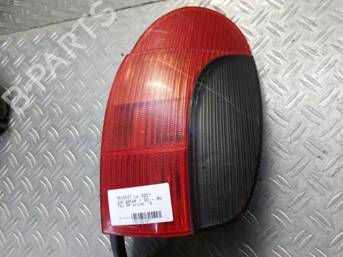 Farolim esquerdo Farolim esquerdo PEUGEOT 306 Break (7E, N3, N5) 1.9 D (69 hp) 21512611 21512611