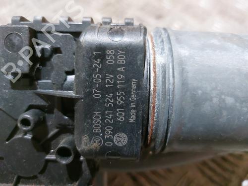 Used Front wiper motor VW POLO (9N_, 9A_) 1.2 12V (69 hp) 21509752