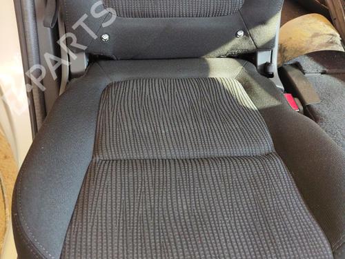 Used Rear seat Rear seat PEUGEOT 5008 (0U_, 0E_) 1.6 HDi (110 hp) 21504755 21504755