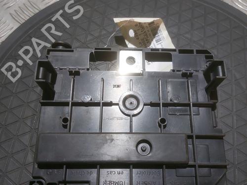 Fuse box PEUGEOT 308 I (4A_, 4C_) 1.6 HDi | BP27612962E1