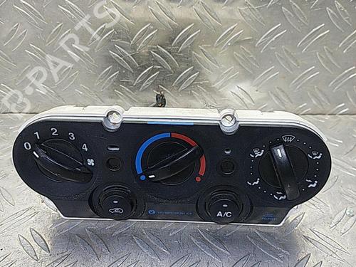 Used Climate control FORD FIESTA V (JH_, JD_) 1.3 (69 hp) 21512792