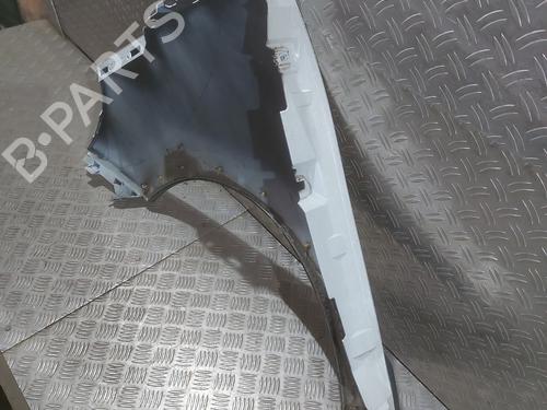 Used Right front fenders Right front fenders 28427971 28427971
