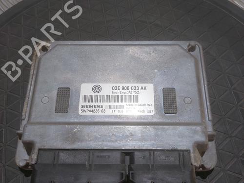 Used Engine control unit (ECU) VW POLO (9N_, 9A_) 1.2 12V (64 hp) 24504636