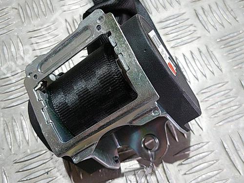 Used Rear left seatbelt Rear left seatbelt VW GOLF V (1K1) 1.6 (102 hp) 21514717 21514717