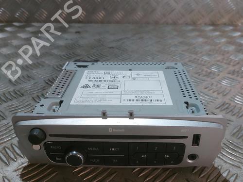 Used Radio RENAULT SCÉNIC III (JZ0/1_) 1.6 dCi (JZ00, JZ12) (130 hp) 23811209