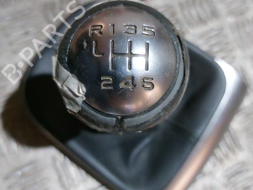 Used Shift knob Shift knob CITROËN C4 II (NC_) 1.6 HDi 115 (114 hp) 21573714 21573714